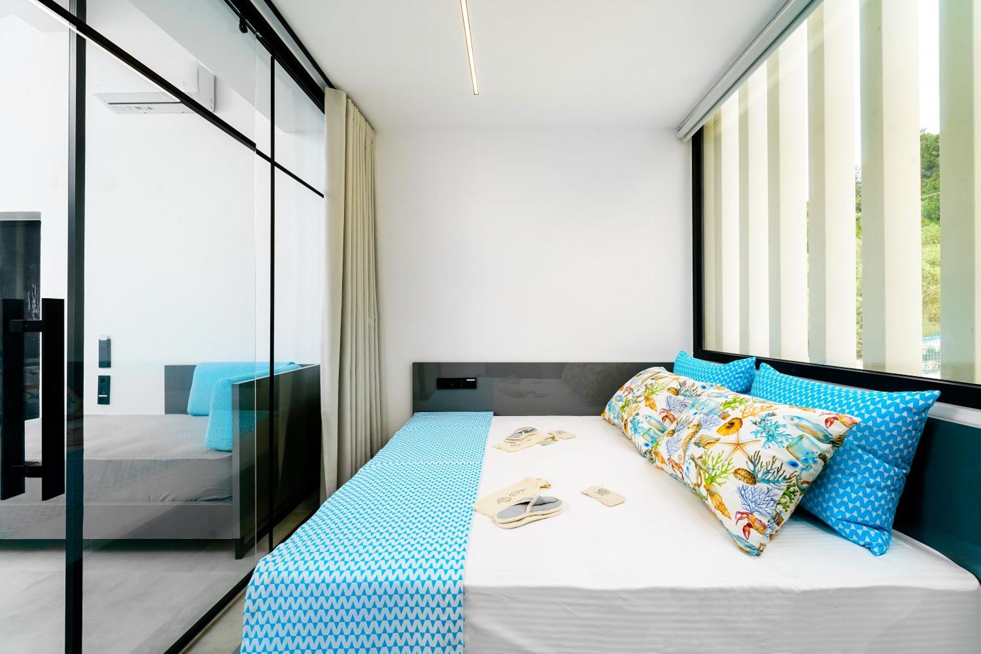 Mythodea Prive Luxury Suites Khrysi Ammoudia Eksteriør bilde