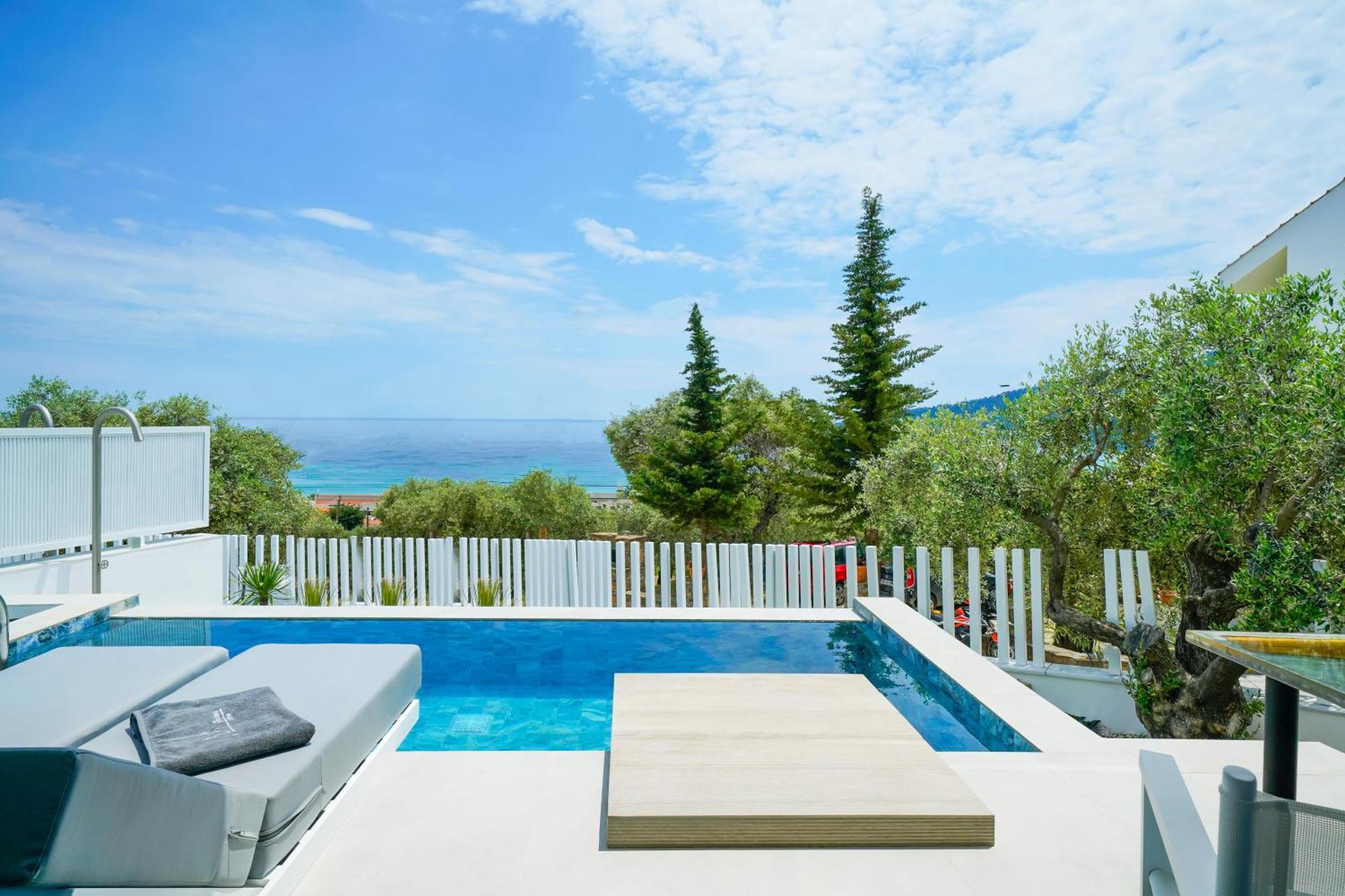 Mythodea Prive Luxury Suites Khrysi Ammoudia Eksteriør bilde