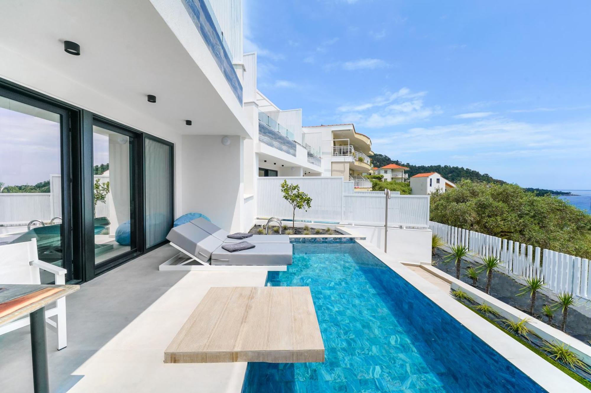 Mythodea Prive Luxury Suites Khrysi Ammoudia Eksteriør bilde